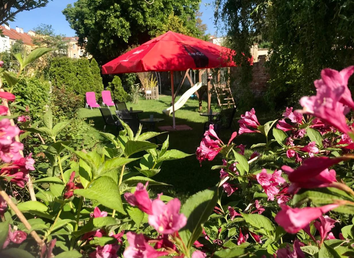 Pension Phoenix Znojmo Exterior foto